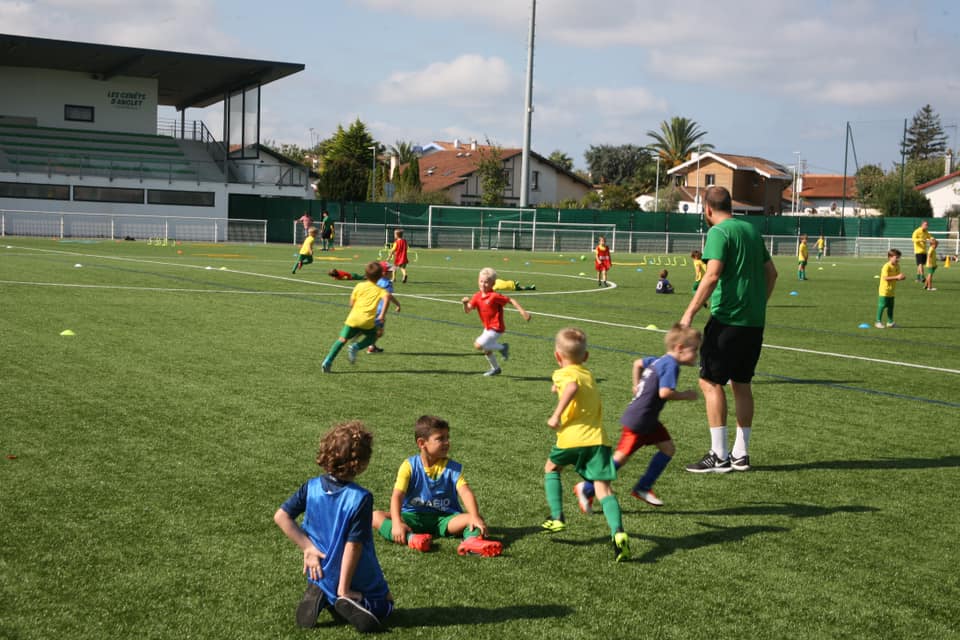 REPRISE ENTRAINEMENT ECOLE DE FOOT