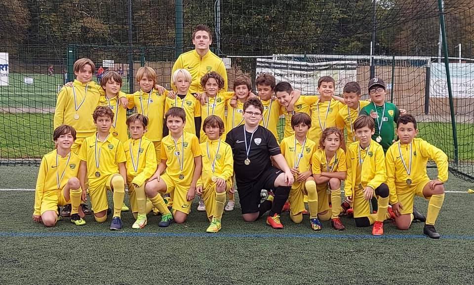 Nos U11 1ère année avec leur éducateur Julien Lambert