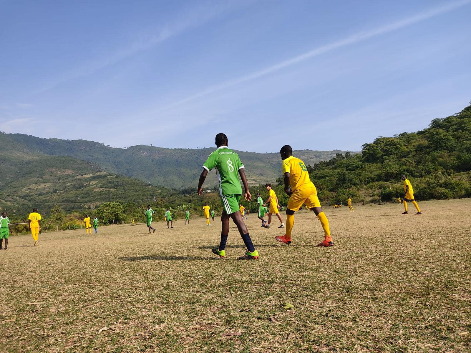 JOANES EN MISSION HUMANITAIRE AU KENYA